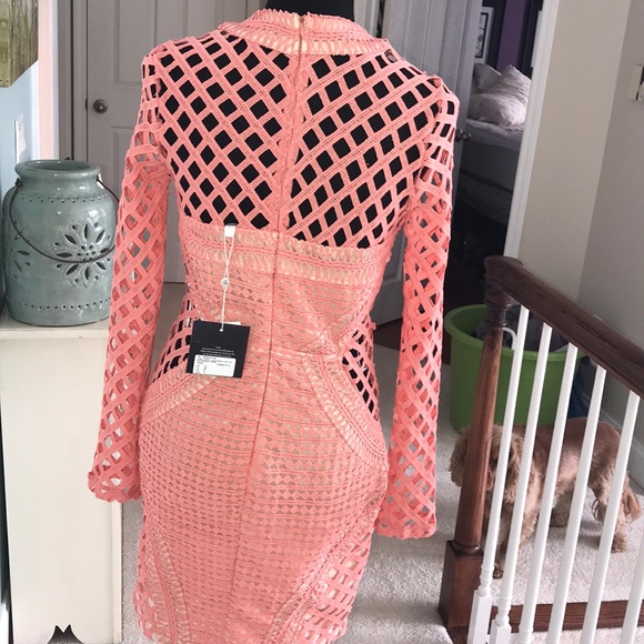 Woven bodycon dress - Picture 4 of 6
